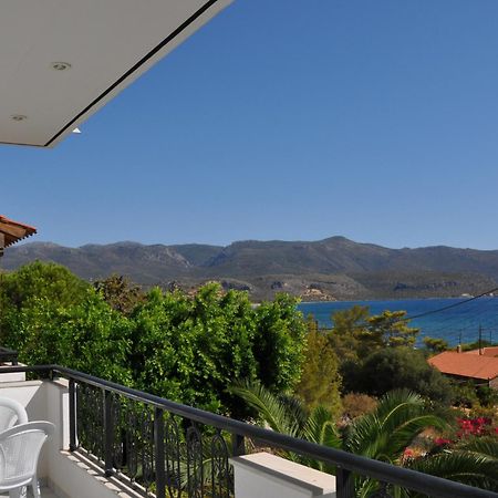 Aparthotel Maviria à Monemvasia Extérieur photo
