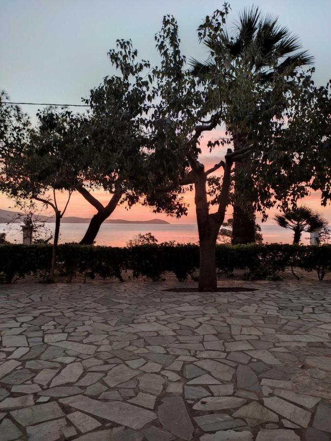 Aparthotel Maviria à Monemvasia Extérieur photo