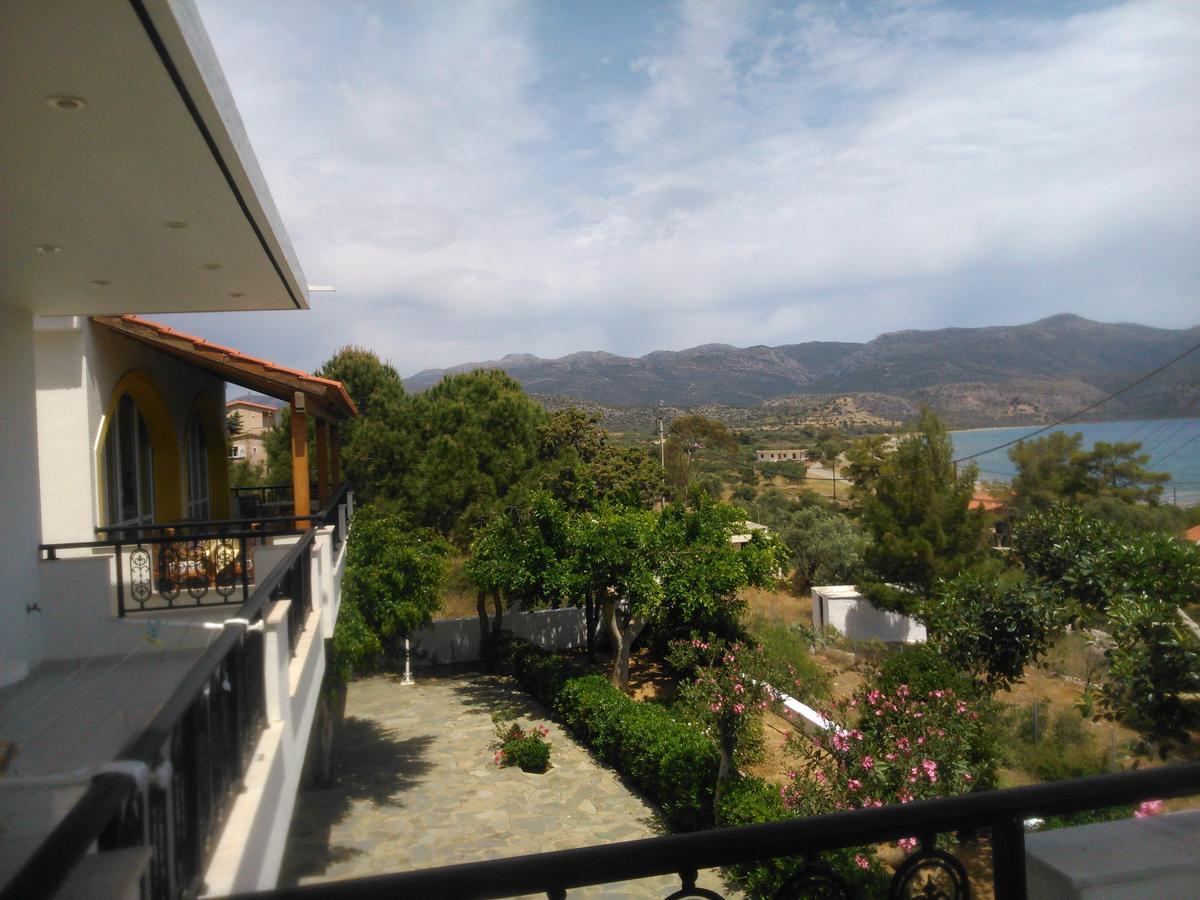 Aparthotel Maviria à Monemvasia Extérieur photo