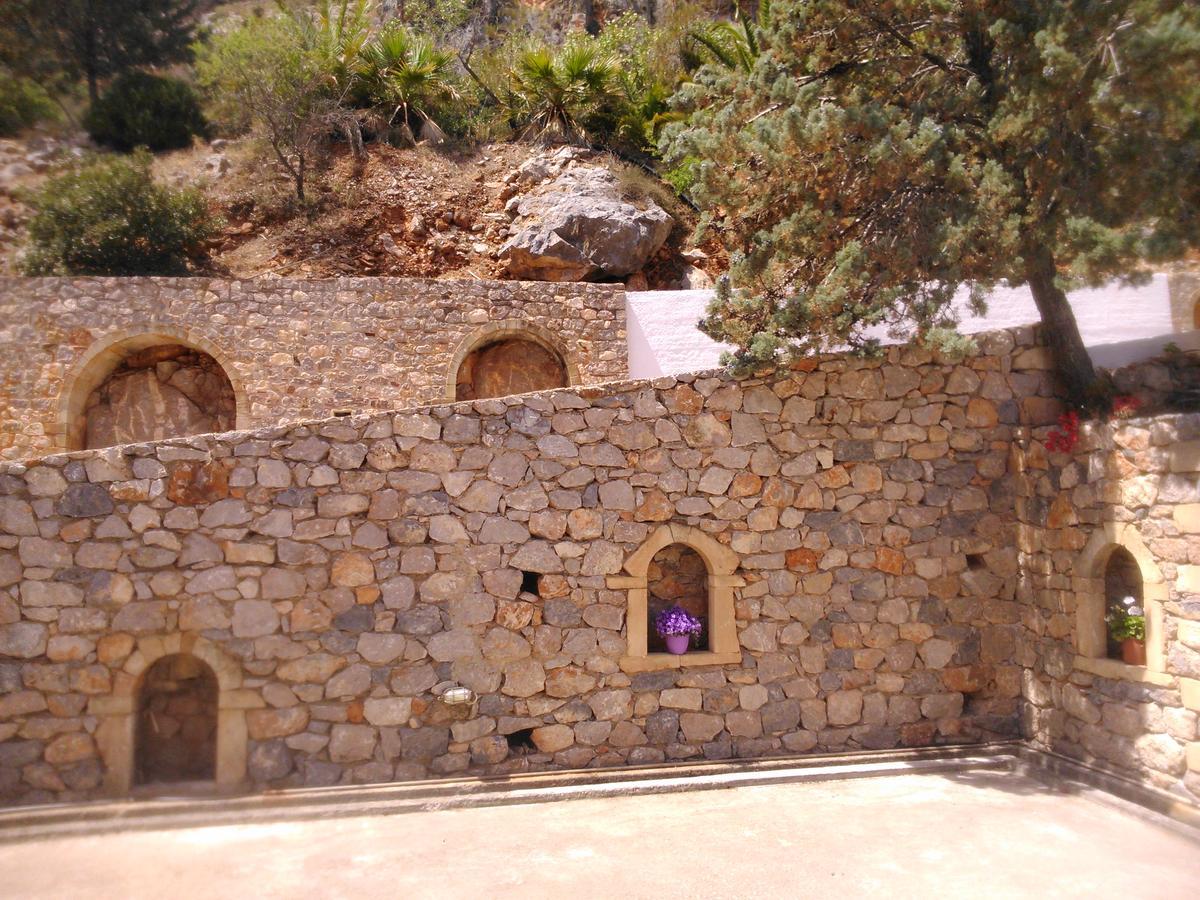 Aparthotel Maviria à Monemvasia Extérieur photo