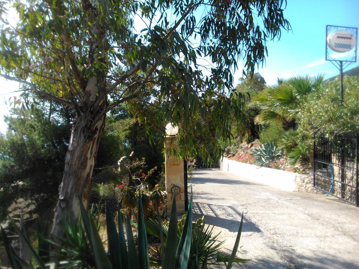 Aparthotel Maviria à Monemvasia Extérieur photo